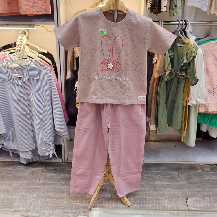 ست تیشرت شلوار خرگوش گلدوزی سایز۳۵تا۵۰